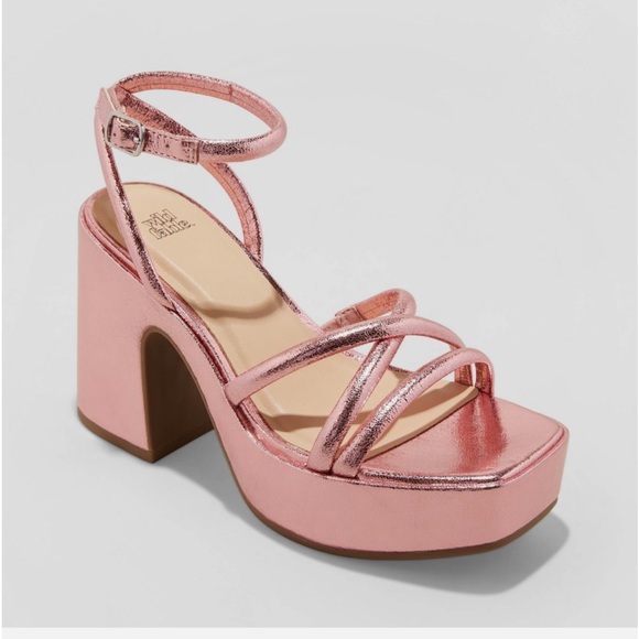 Wild Fable Women's Chunky Block High Heel Sandals Ankle Strap Memory Foam NWOT - Picture 1 of 4